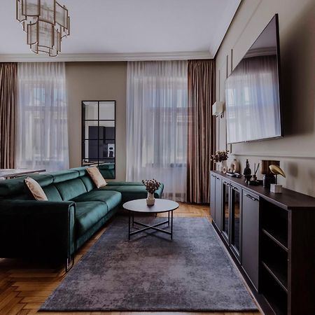 Crown Pearl - Wonderful Apartment, 110Scm, 4 Rooms Krakau Buitenkant foto