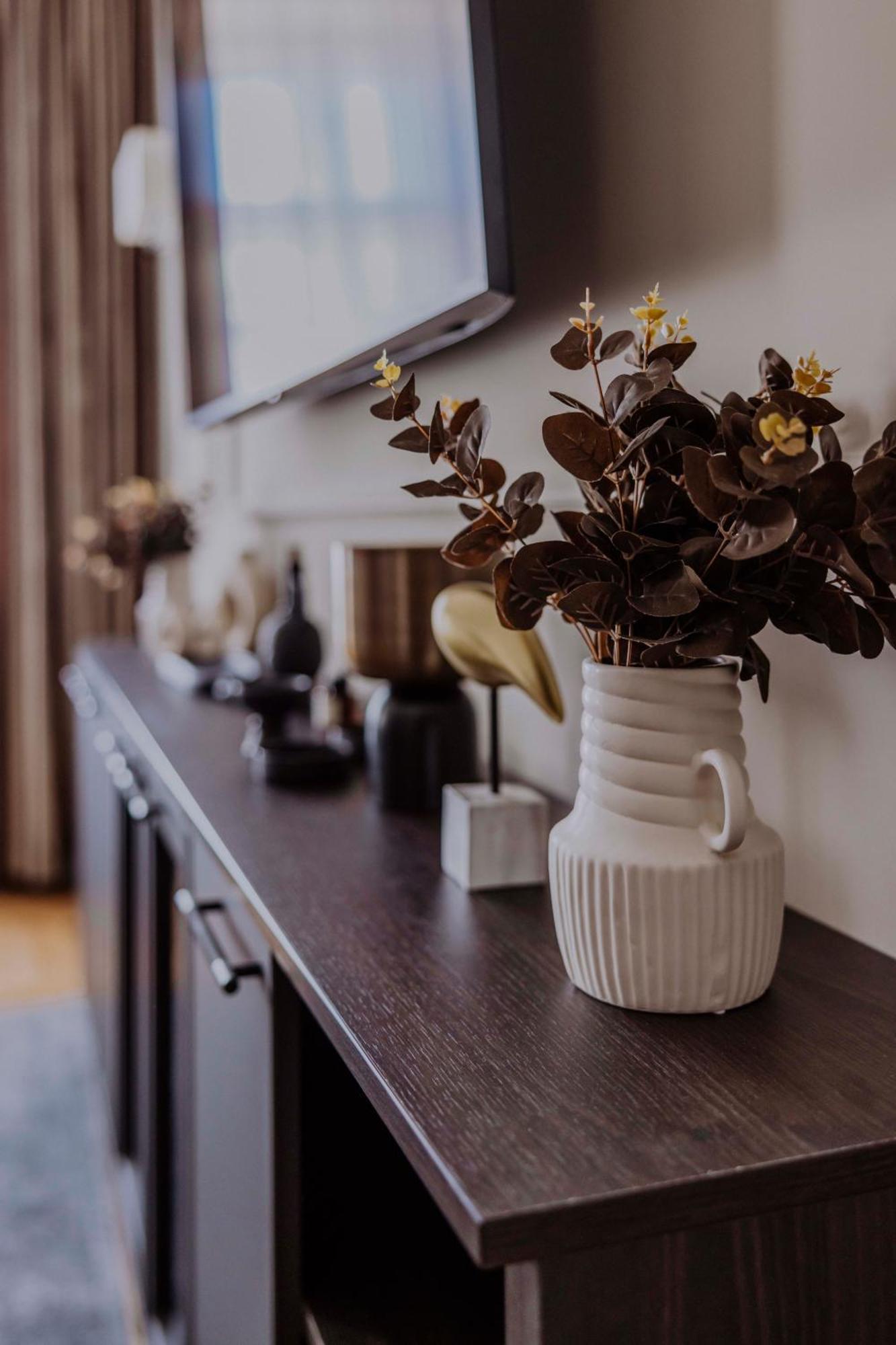 Crown Pearl - Wonderful Apartment, 110Scm, 4 Rooms Krakau Buitenkant foto