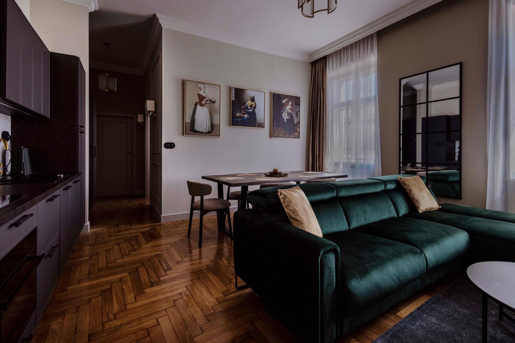Crown Pearl - Wonderful Apartment, 110Scm, 4 Rooms Krakau Buitenkant foto
