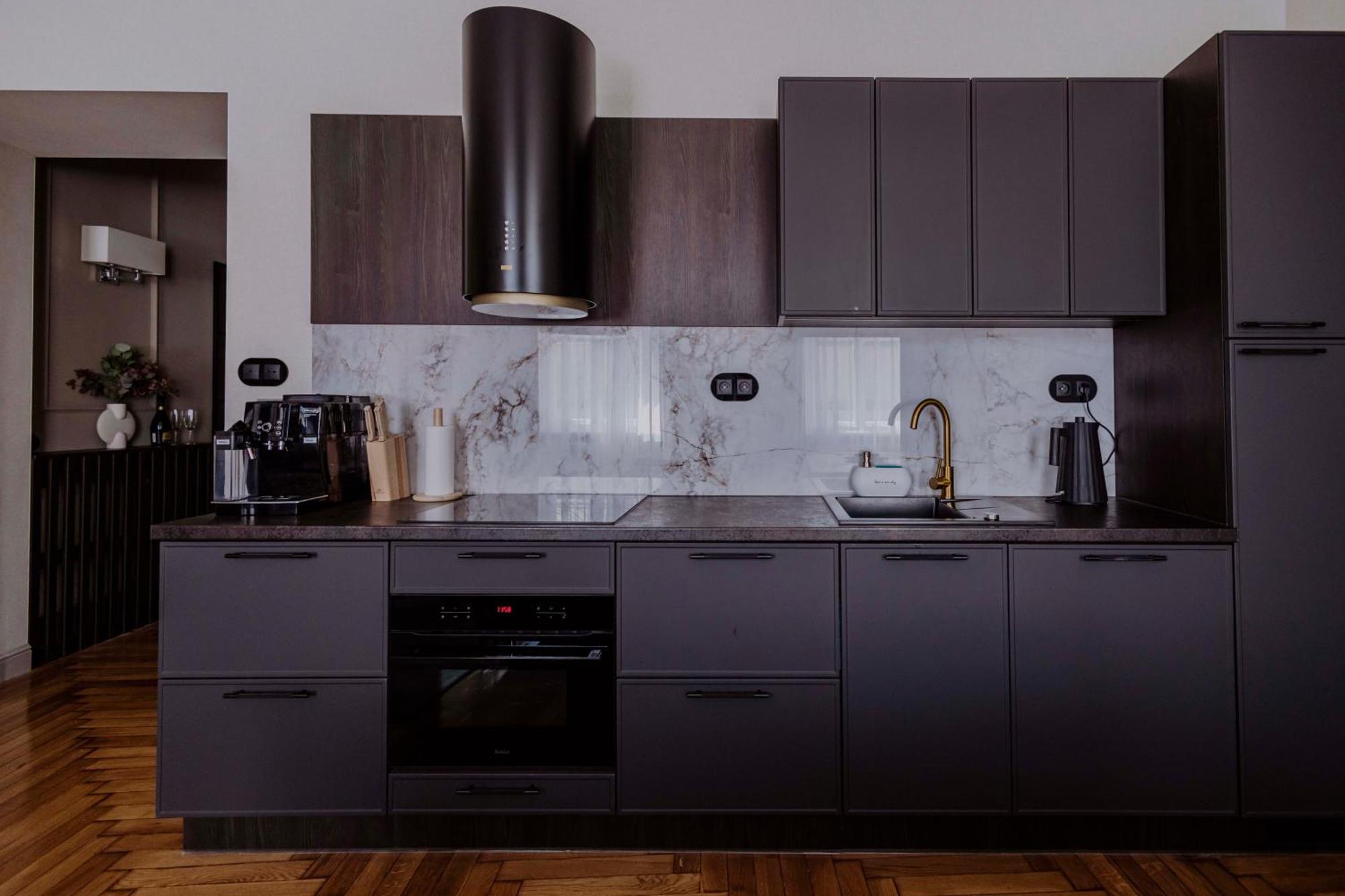 Crown Pearl - Wonderful Apartment, 110Scm, 4 Rooms Krakau Buitenkant foto