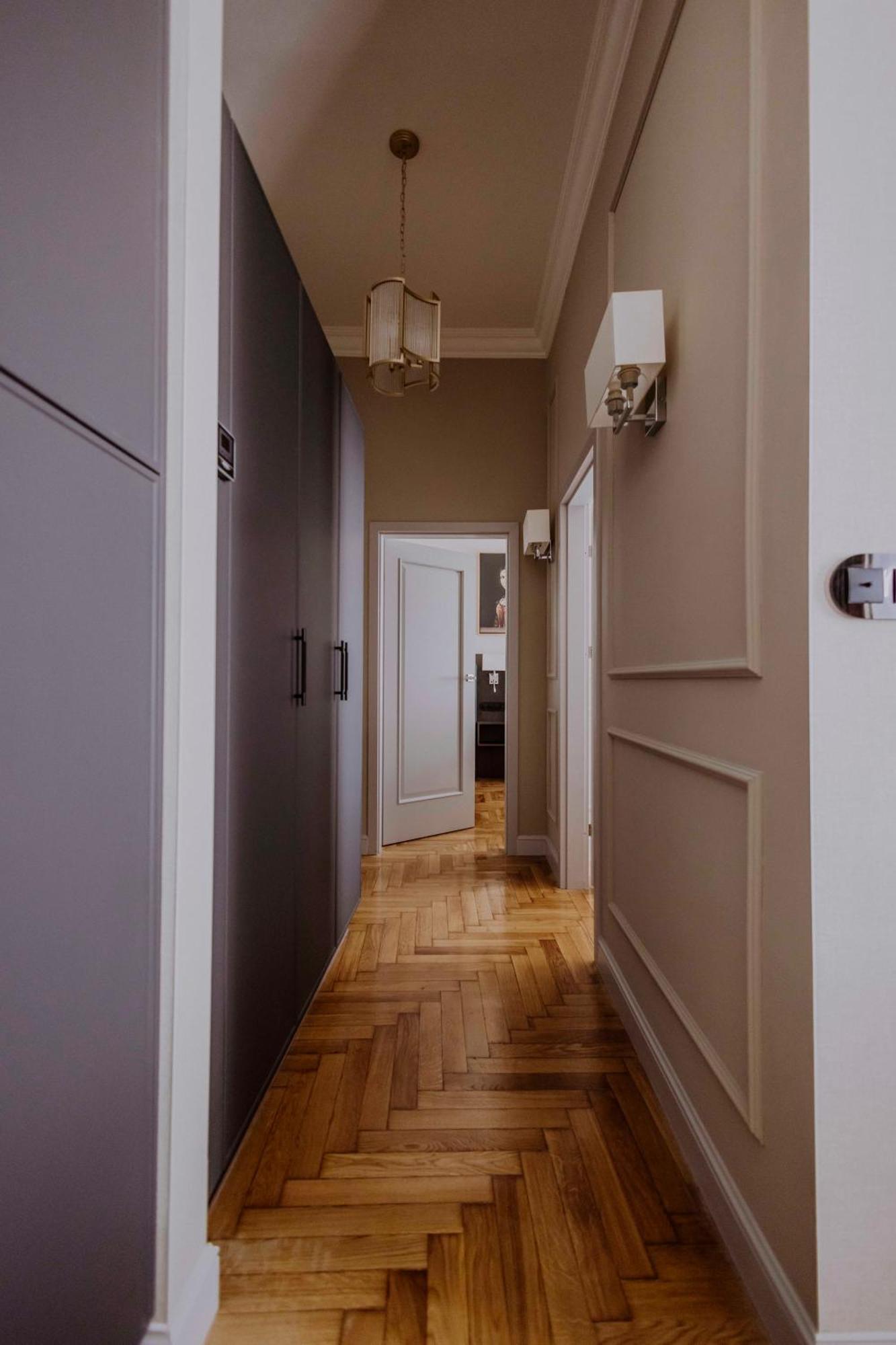 Crown Pearl - Wonderful Apartment, 110Scm, 4 Rooms Krakau Buitenkant foto