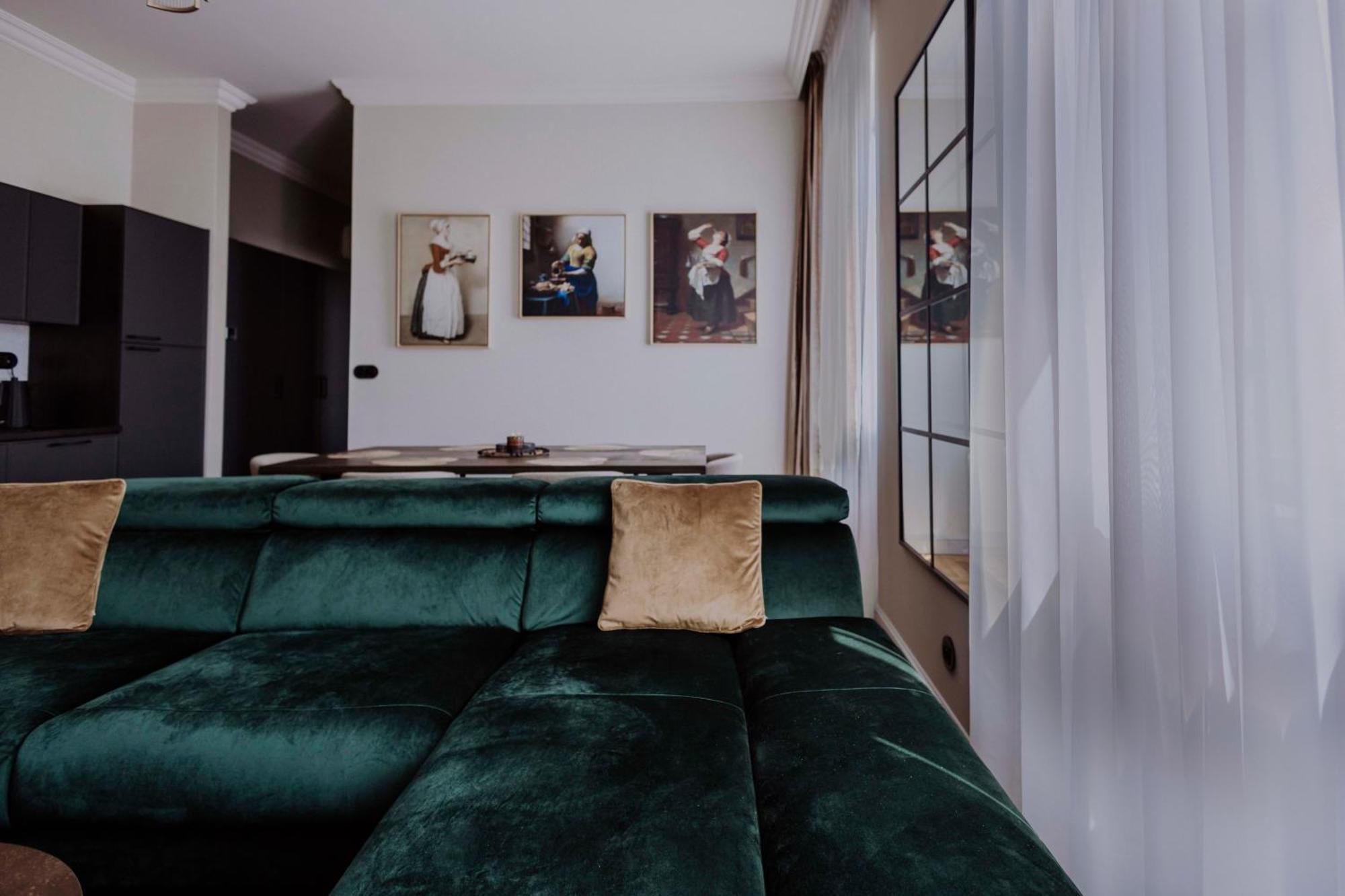 Crown Pearl - Wonderful Apartment, 110Scm, 4 Rooms Krakau Buitenkant foto