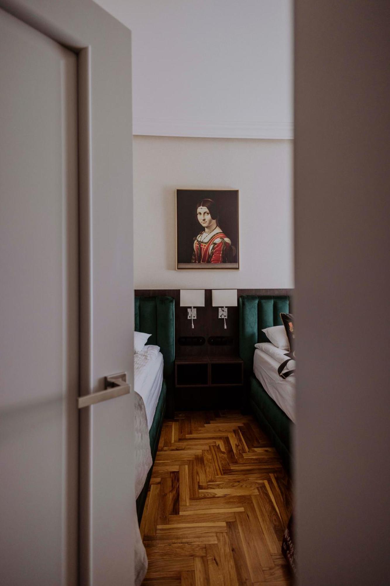 Crown Pearl - Wonderful Apartment, 110Scm, 4 Rooms Krakau Buitenkant foto