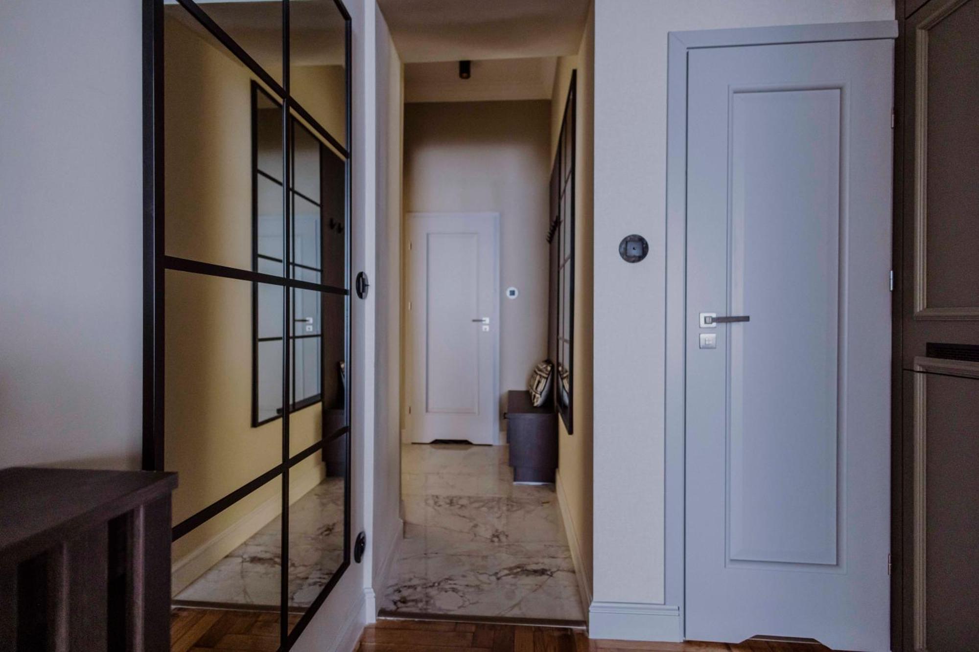 Crown Pearl - Wonderful Apartment, 110Scm, 4 Rooms Krakau Buitenkant foto