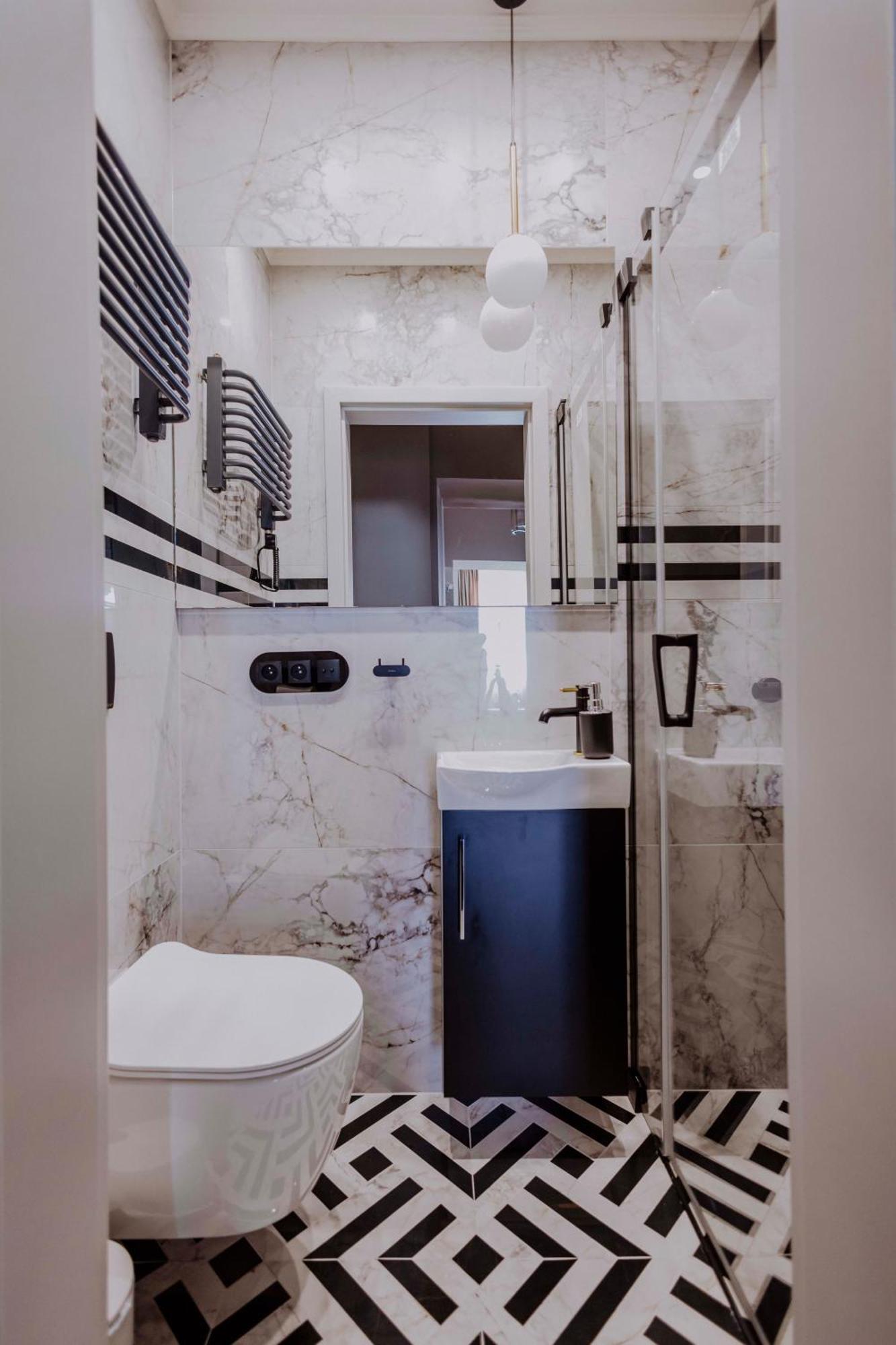 Crown Pearl - Wonderful Apartment, 110Scm, 4 Rooms Krakau Buitenkant foto