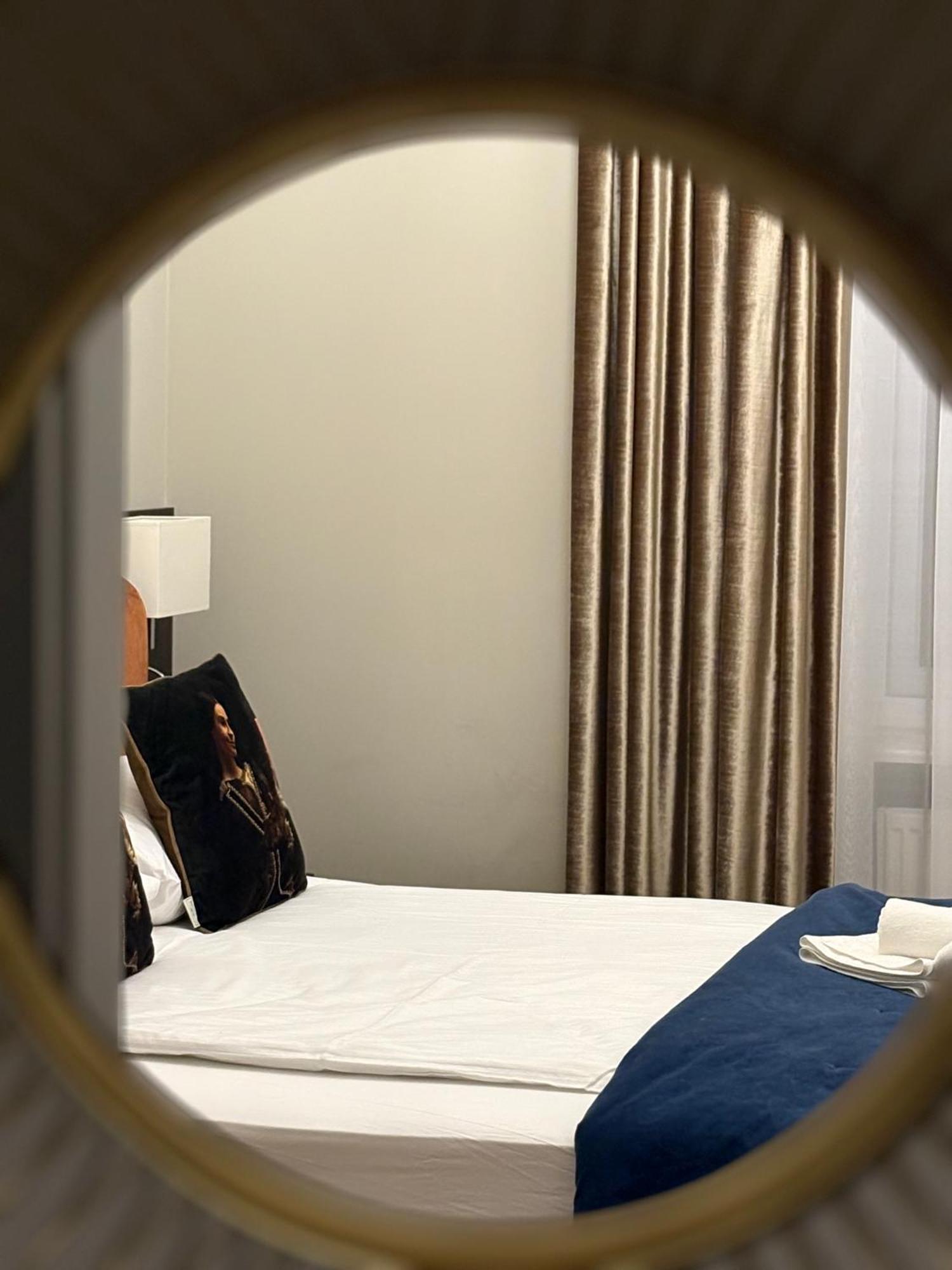 Crown Pearl - Wonderful Apartment, 110Scm, 4 Rooms Krakau Buitenkant foto