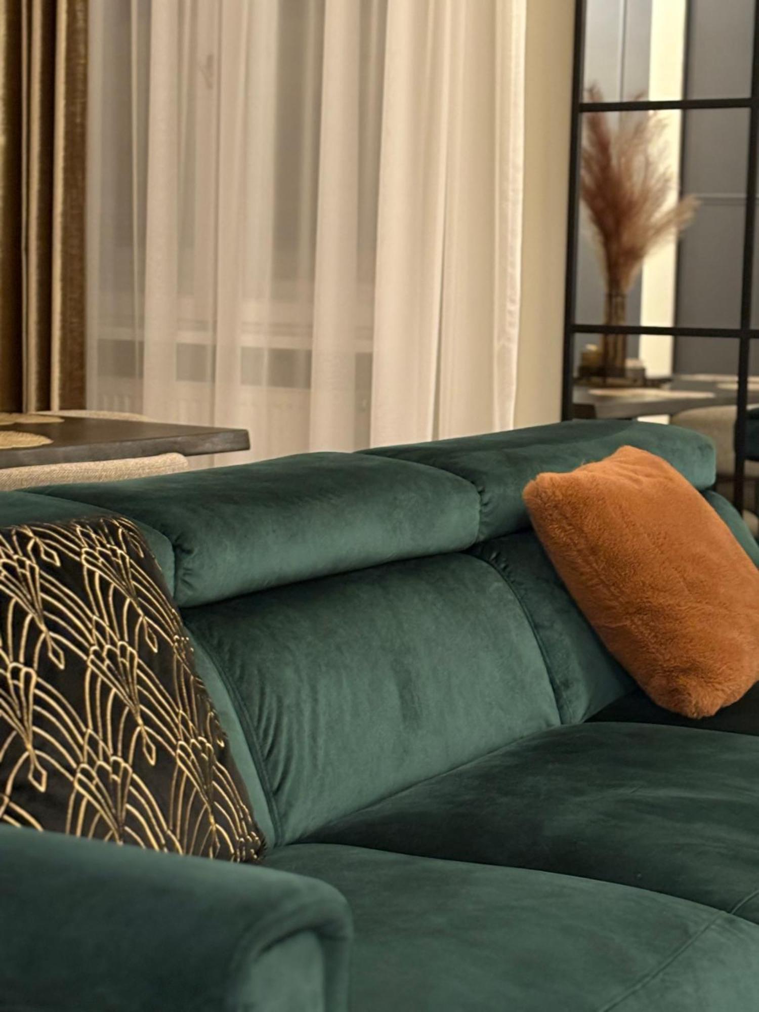 Crown Pearl - Wonderful Apartment, 110Scm, 4 Rooms Krakau Buitenkant foto